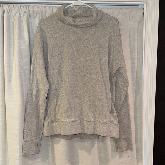 Lululemon sweatshirt - Picture 1 of 1